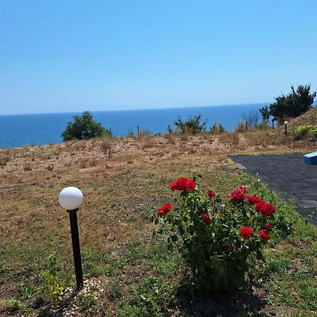 July Morning Seaside Apartament *