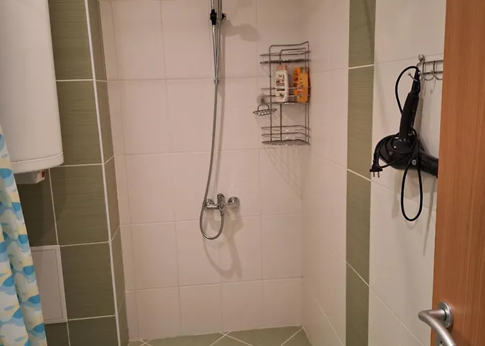 July Morning Seaside * Kavarna